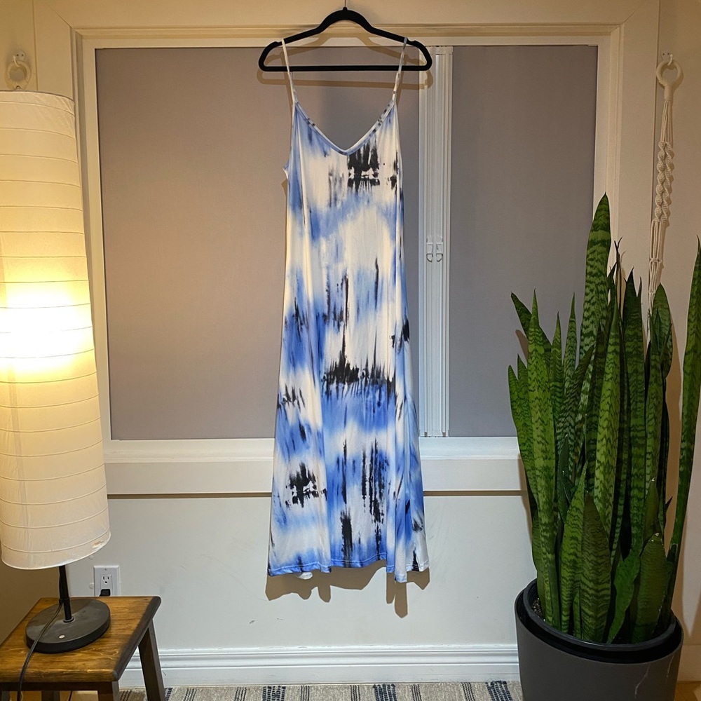 Maxi Tie Dye Dress - Size Large / Fits Medium to XL